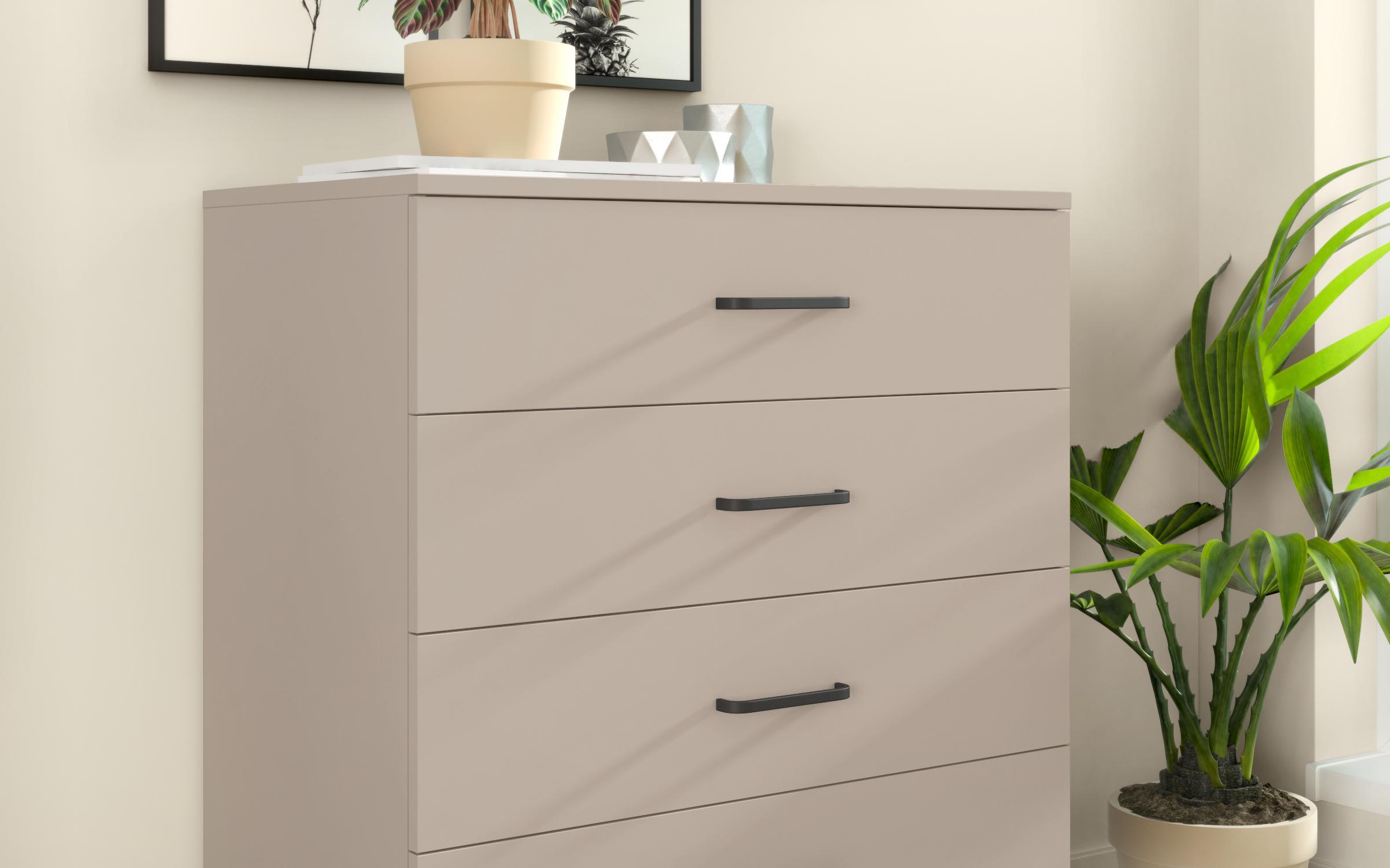 Comoda SR-5, casmir  3